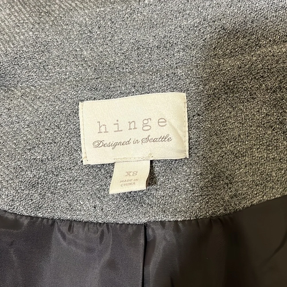 Like new beautiful light Gray blazer. - Picture 10 of 11